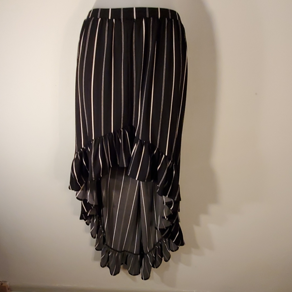 NWT Express Womans Striped Ruffle Maxi Skirt Sz lg